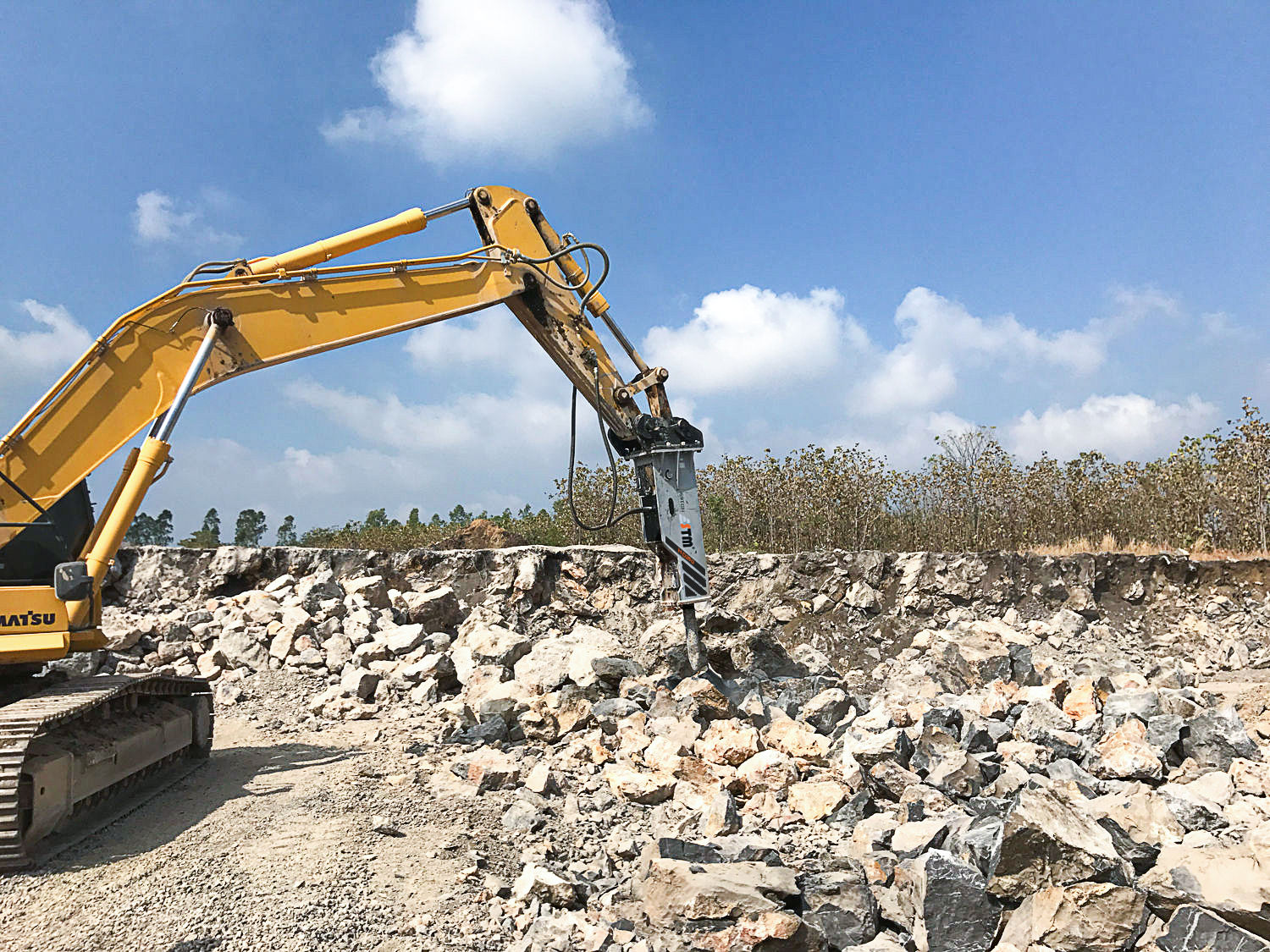 HD45G in aggregate quarry in Thailand